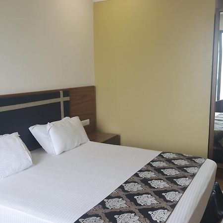 Heaven 7 Hotel & Resort Himatnagar Kültér fotó