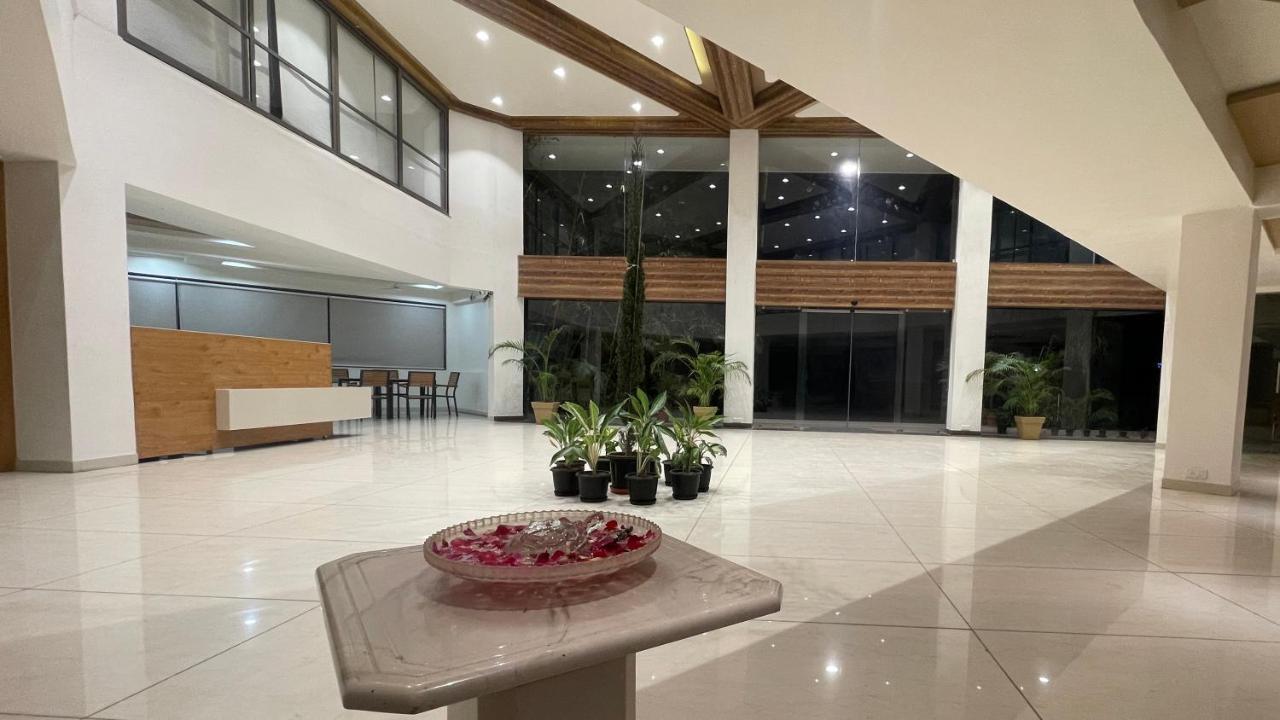 Heaven 7 Hotel & Resort Himatnagar Kültér fotó